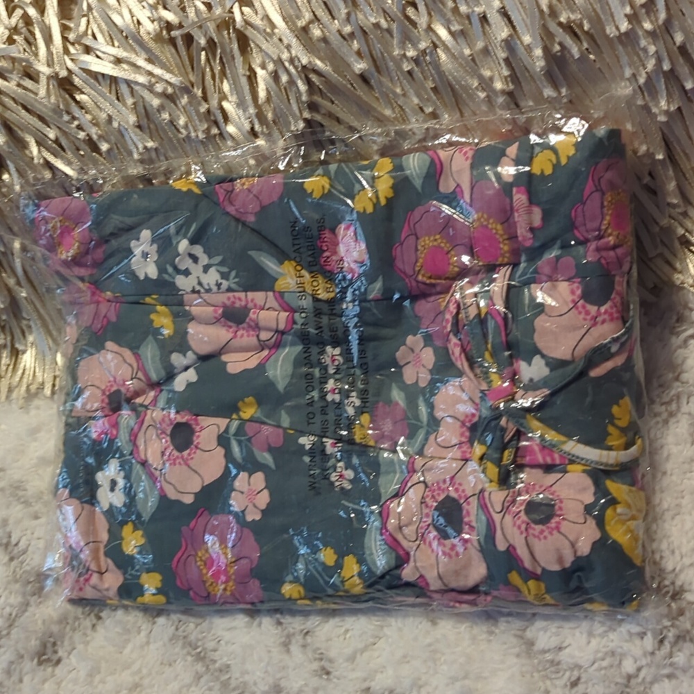 GOWNIES Recovery Robe, Flower Pattern, XL/XXL, NIB - Picture 7 of 7